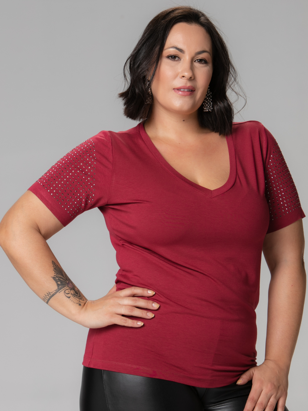 T-shirt Manga Brilhante - Divina Garota