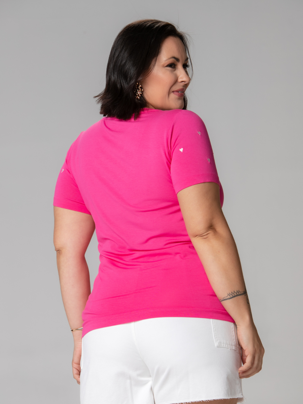 T-shirt Mini Corações Bordado