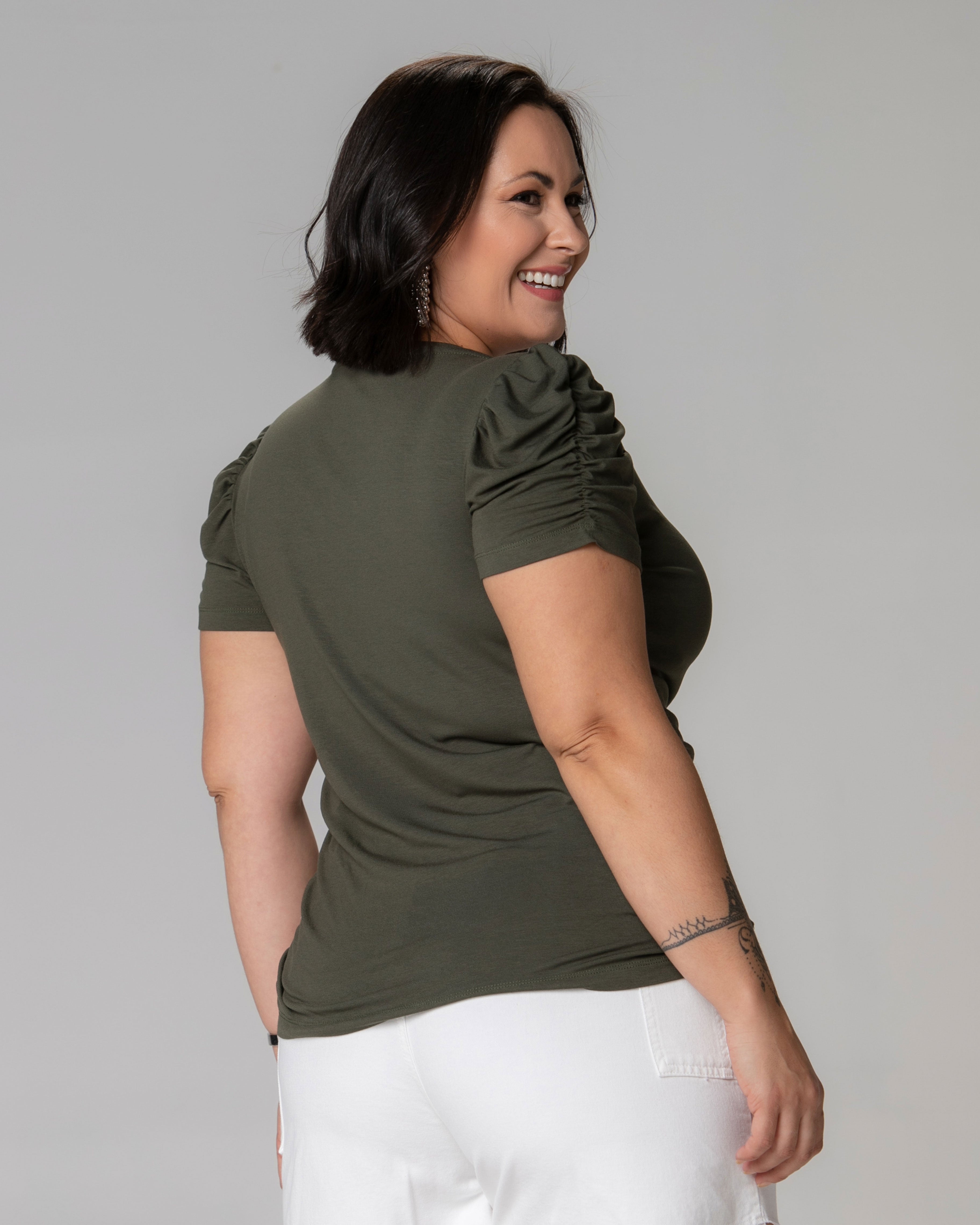 T-shirt Essencial Bufante - Divina Garota