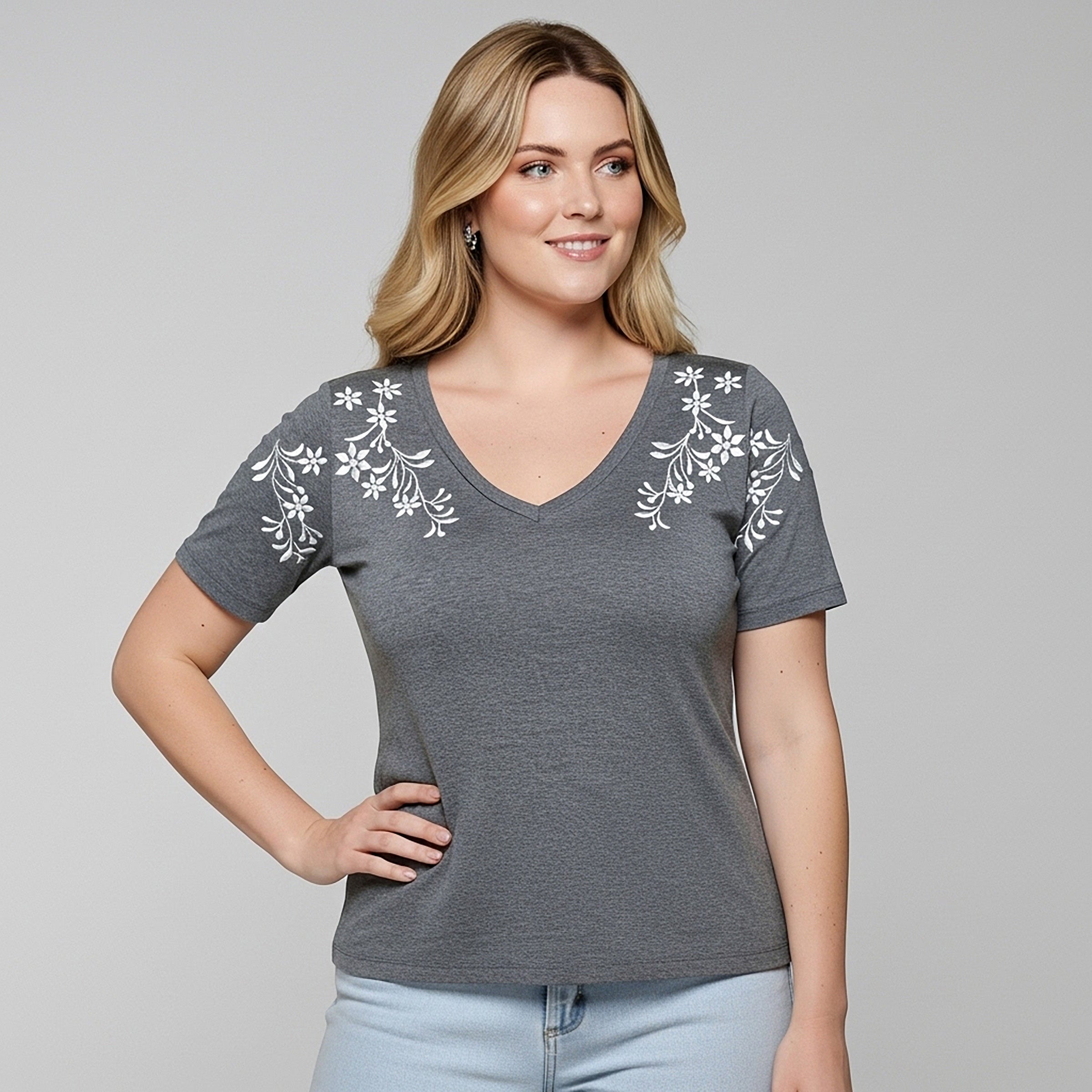 T-shirt Bordada Jasmim