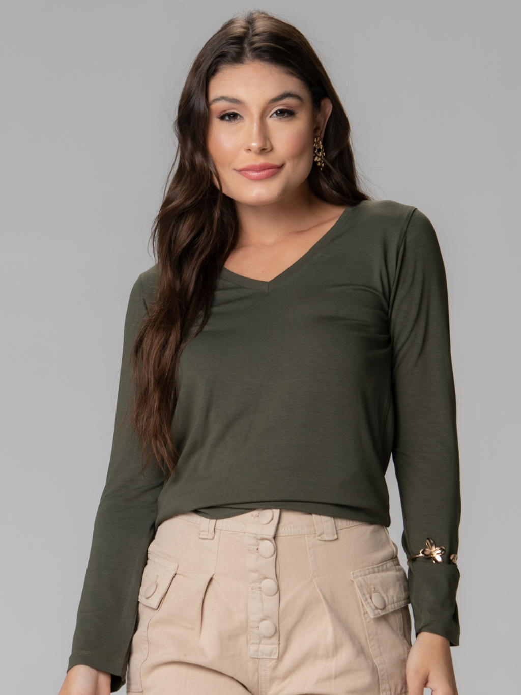 Manga Longa Essencial Gola V - Divina Garota