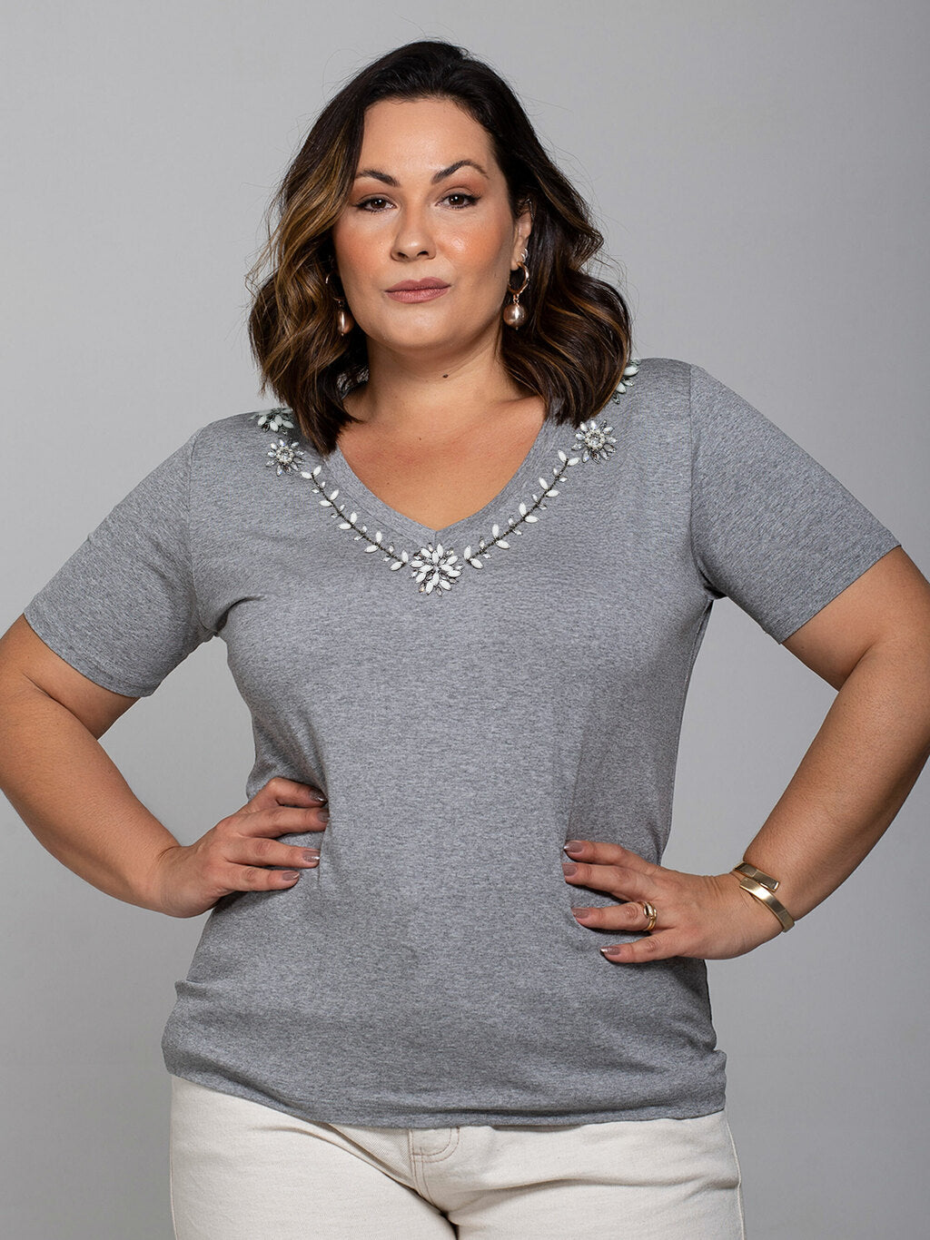 T-shirt Diamond Bordada - Divina Garota