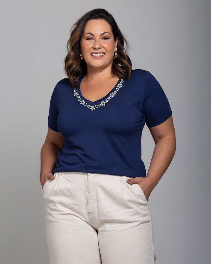 T-shirt Glamour Bordada Manual - Divina Garota