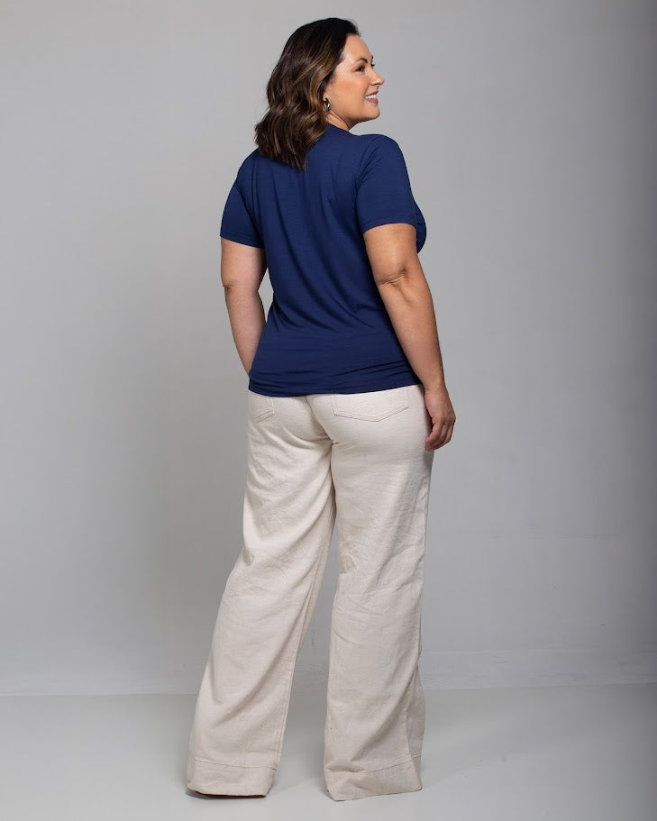 T-shirt Glamour Bordada Manual - Marinho