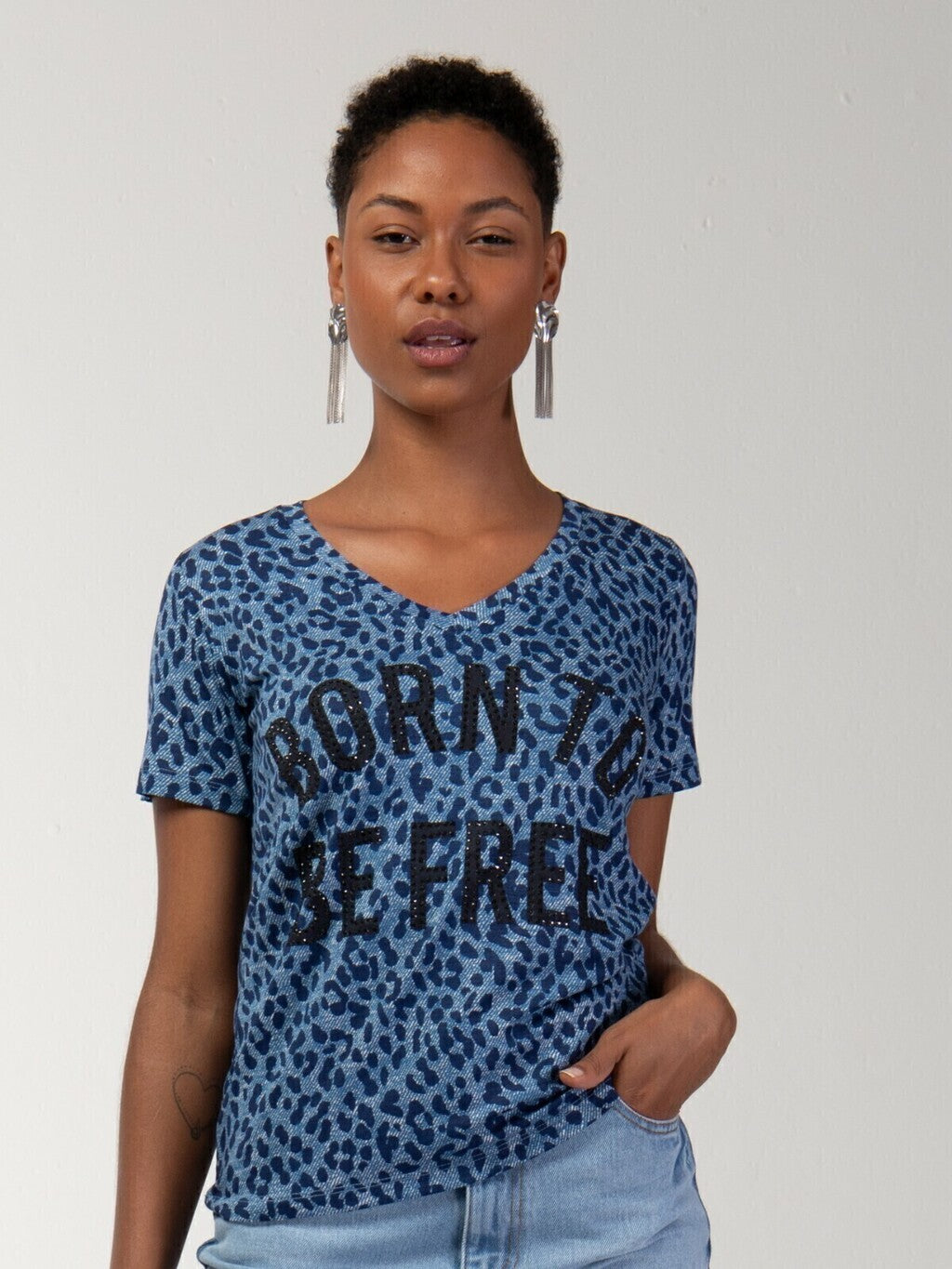 T-shirt Be free - Divina Garota