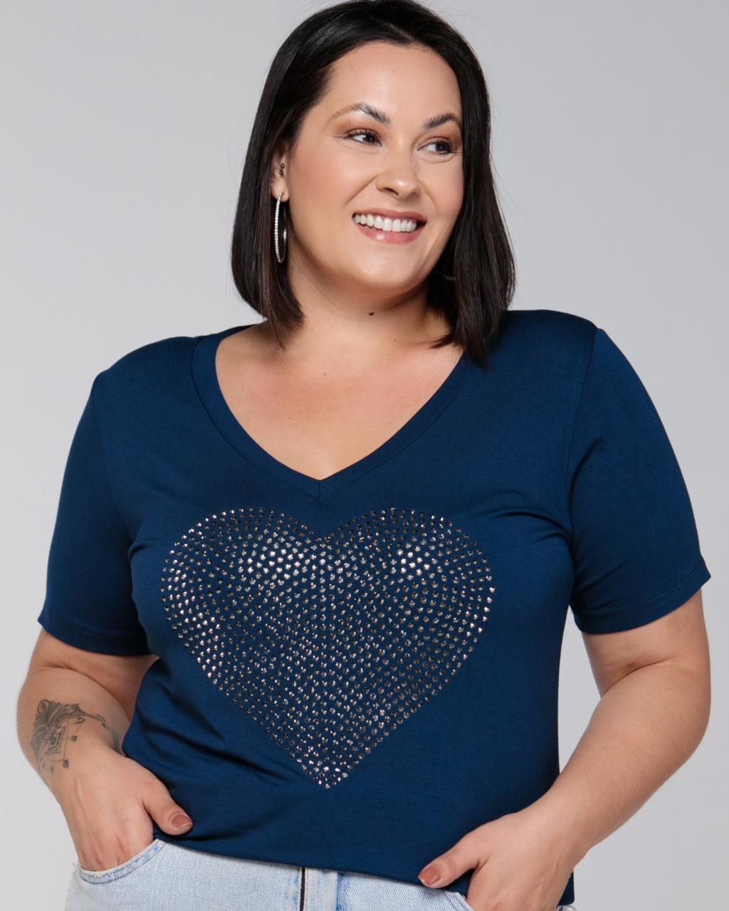T-shirt Coração Strass