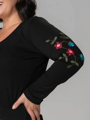 Manga Longa Floral Bordado - Divina Garota