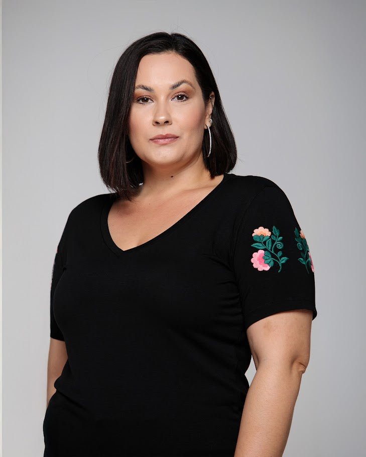 T-shirt Bordada Flores