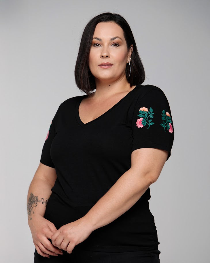 T-shirt Bordada Flores