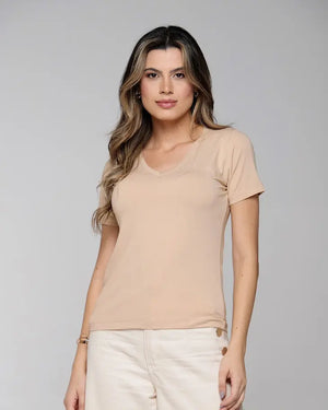 T-shirt Essencial Gola V - Divina Garota