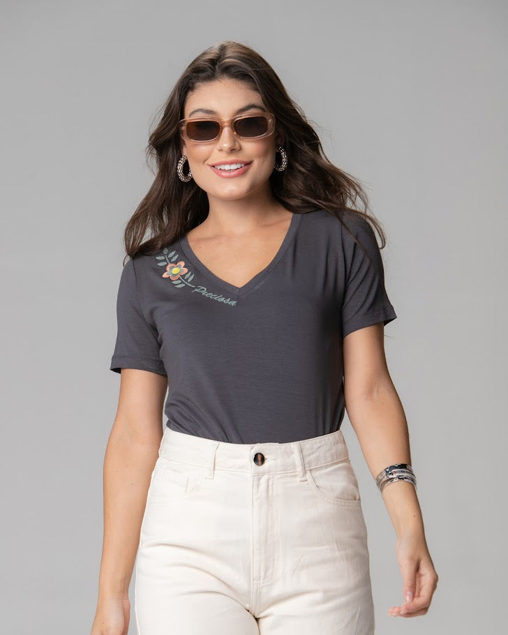 T-Shirt Bordada Preciosa