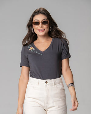 T-Shirt Bordada Preciosa - Divina Garota