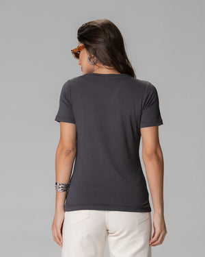 T-Shirt Bordada Preciosa - Divina Garota