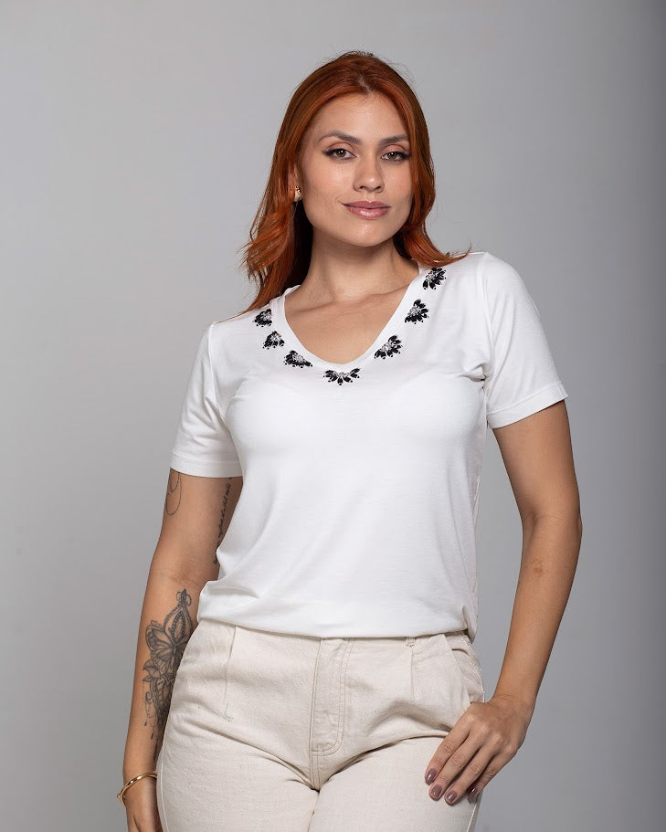T-shirt Prestígio Bordada