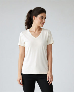 T-shirt Essencial Gola V Divina Garota