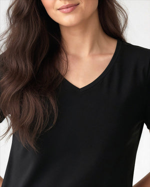 T-shirt Essencial Gola V Divina Garota