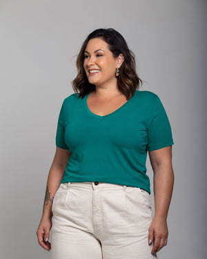 T-shirt Essencial Gola V