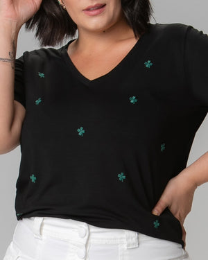 T-shirt Bordada Mini Trevo - Divina Garota