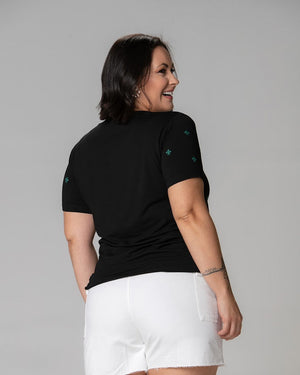 T-shirt Bordada Mini Trevo - Divina Garota