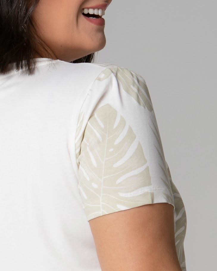 T-shirt Estampa Tropical
