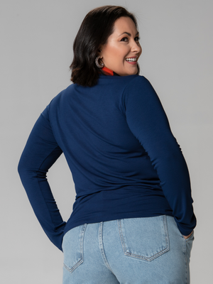 Manga Longa Essencial Gola V - Divina Garota