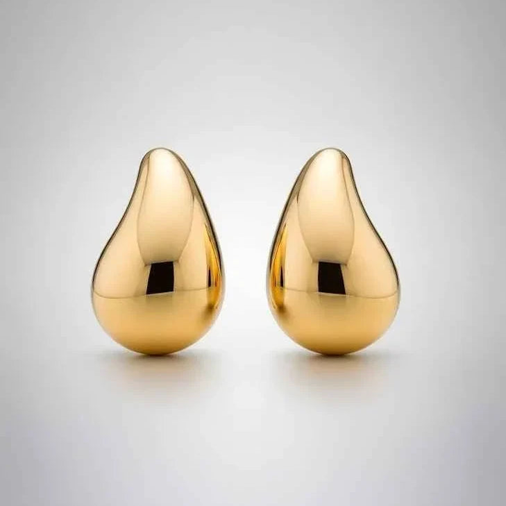 Brinco Gota Lisa Dourado