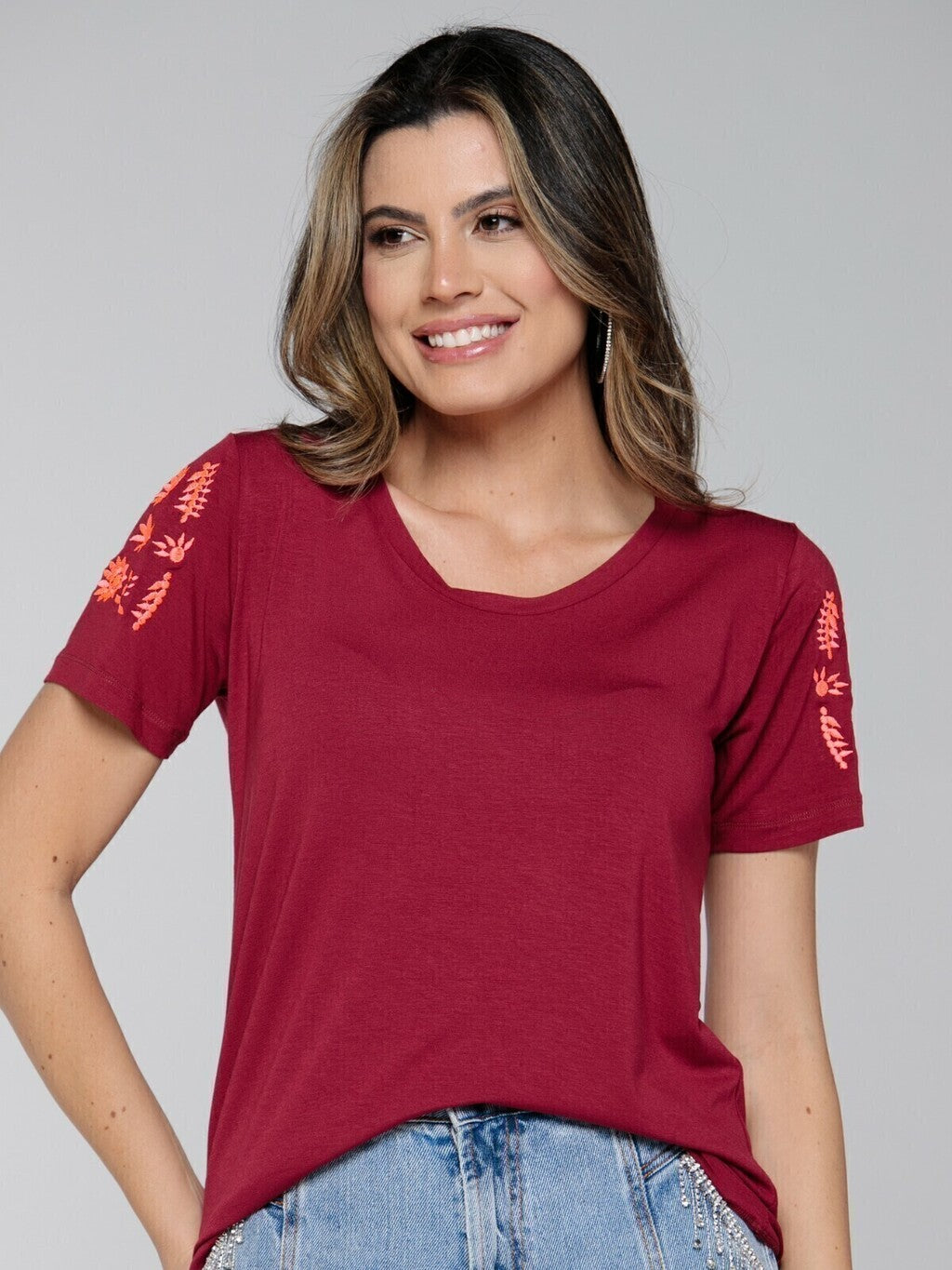T-shirt Bordada Flores Neon