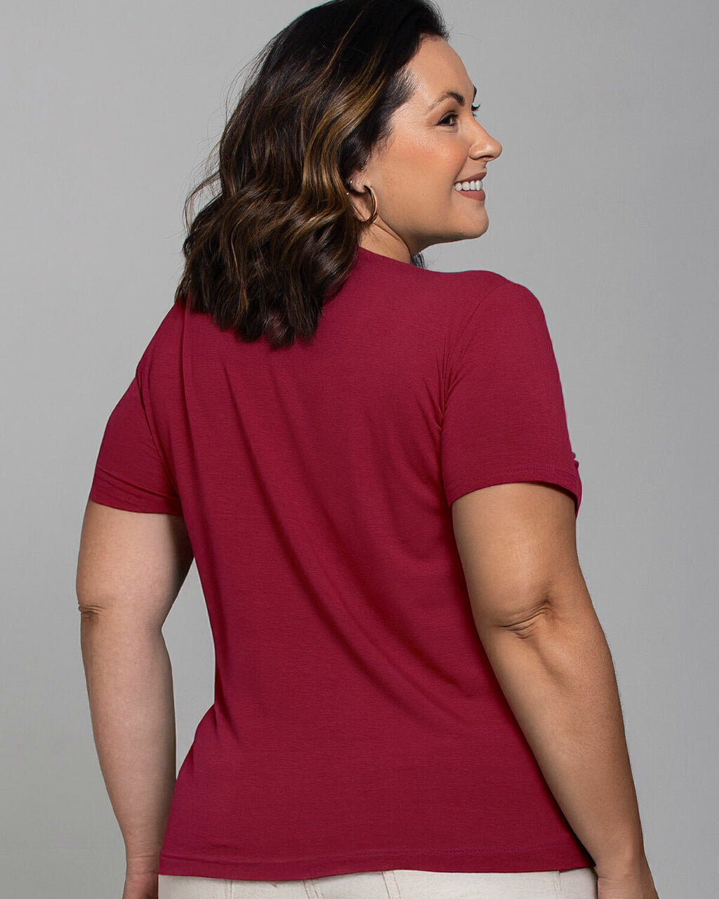 T-shirt Safira Bordada Bordô