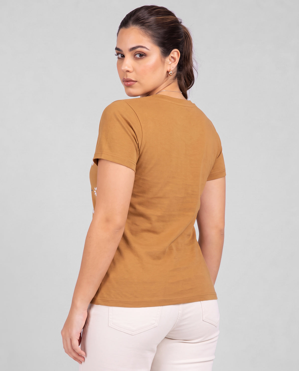 T-shirt Feminina Jardim de Margaridas