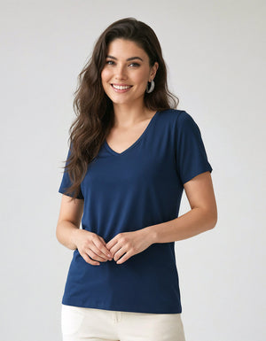 T-shirt Essencial Gola V Divina Garota