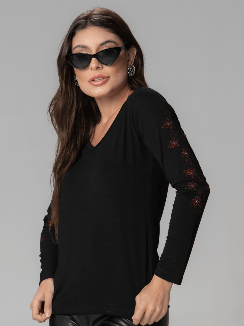Manga Longa Bordada Margaridas com Strass - Divina Garota
