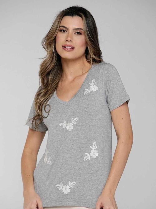 T-shirt Bordada Flores Alvas