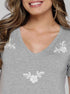 T-shirt Bordada Flores Alvas