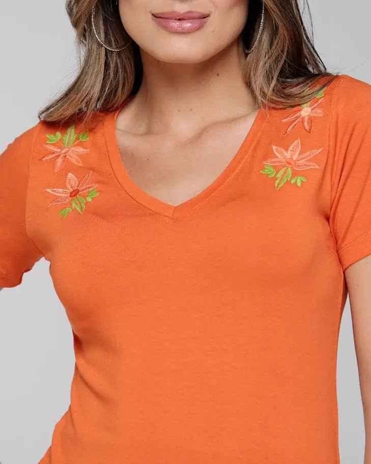 T-shirt Bordada Gardênia
