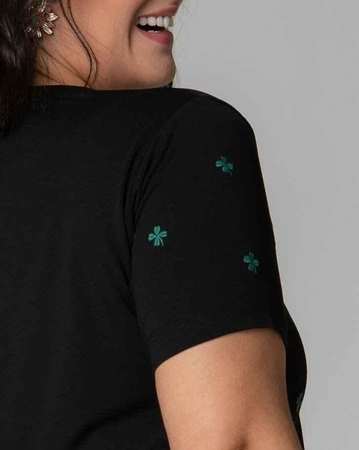 T-shirt Bordada Mini Trevo