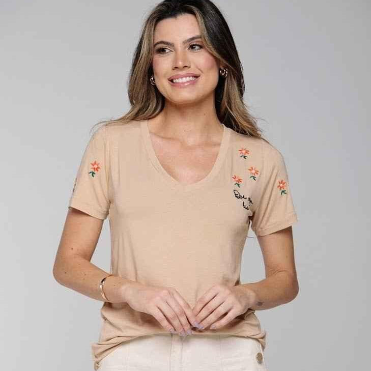 T-shirt Bordada Que Seja Leve