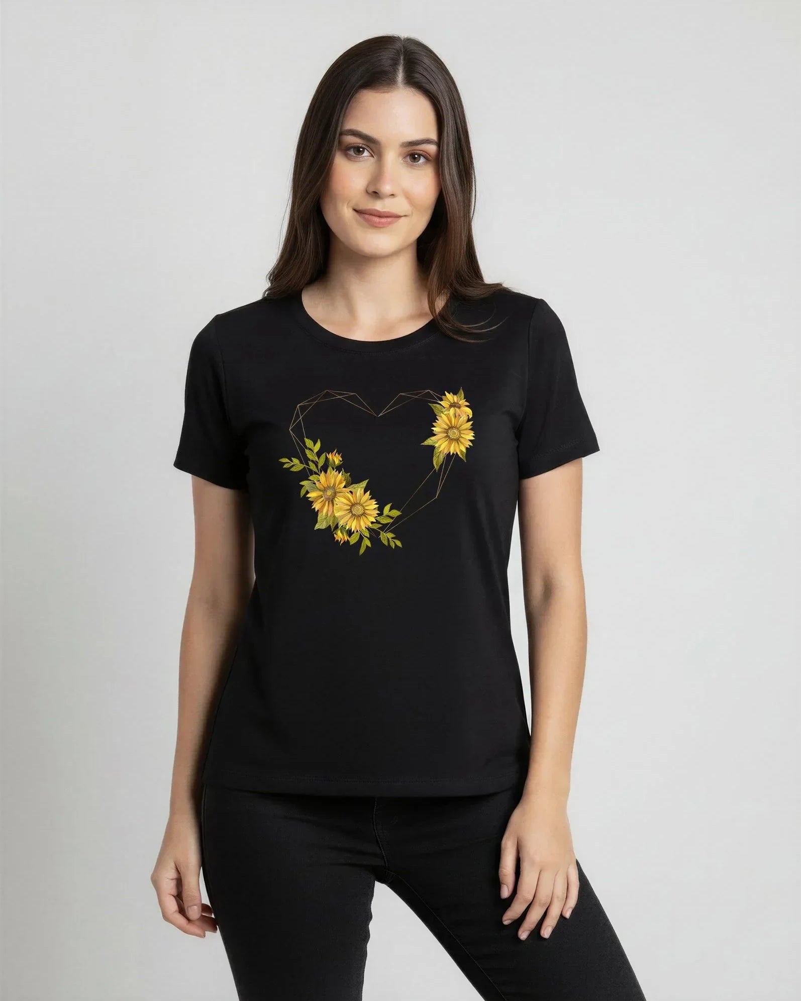 T-Shirt Coração Floral Girassol - Divina Garota