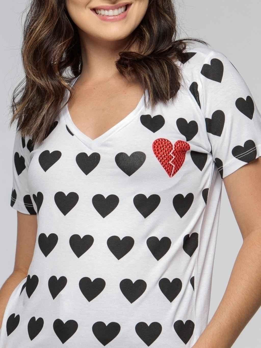 T-shirt Corações