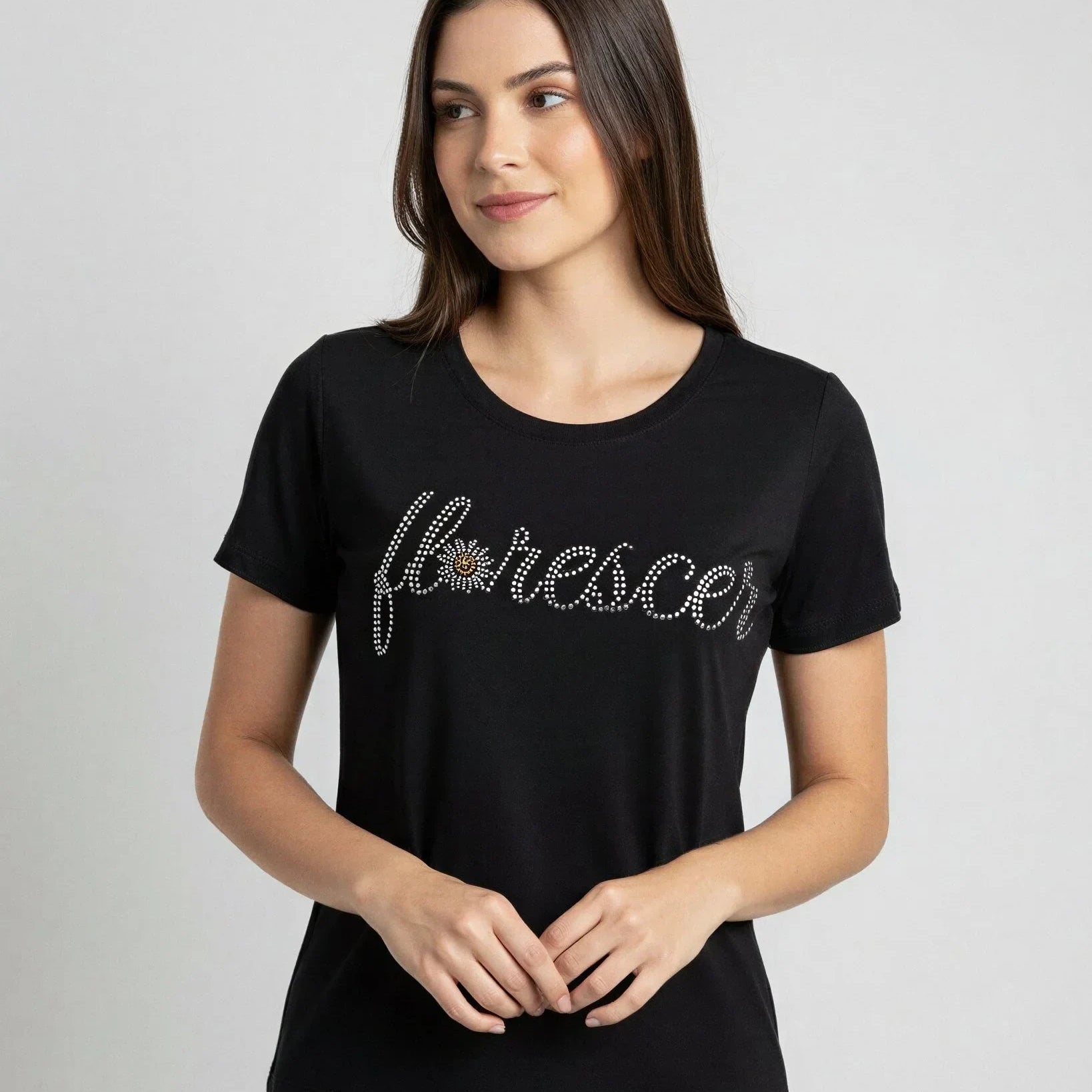 T-Shirt Florescer em Strass - Divina Garota