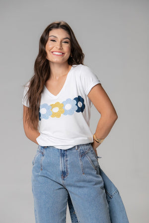 T-shirt Flowers Spring - Divina Garota