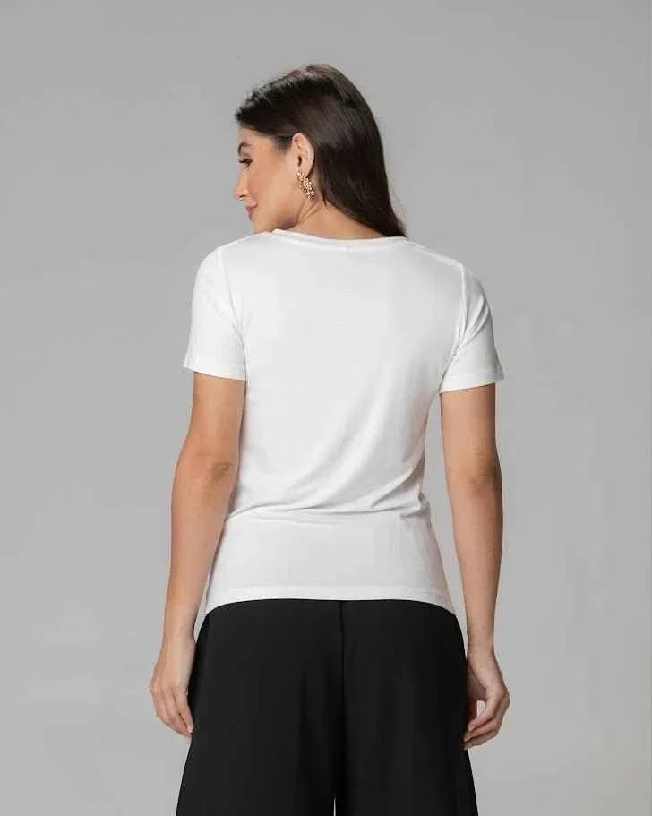 T-Shirt Menina de Saia