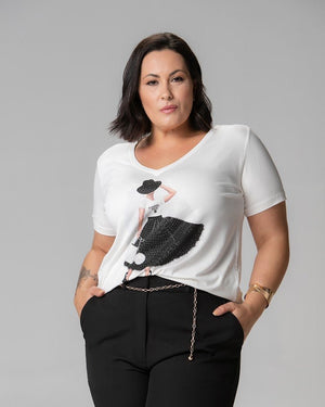 T-Shirt Menina de Saia - Divina Garota
