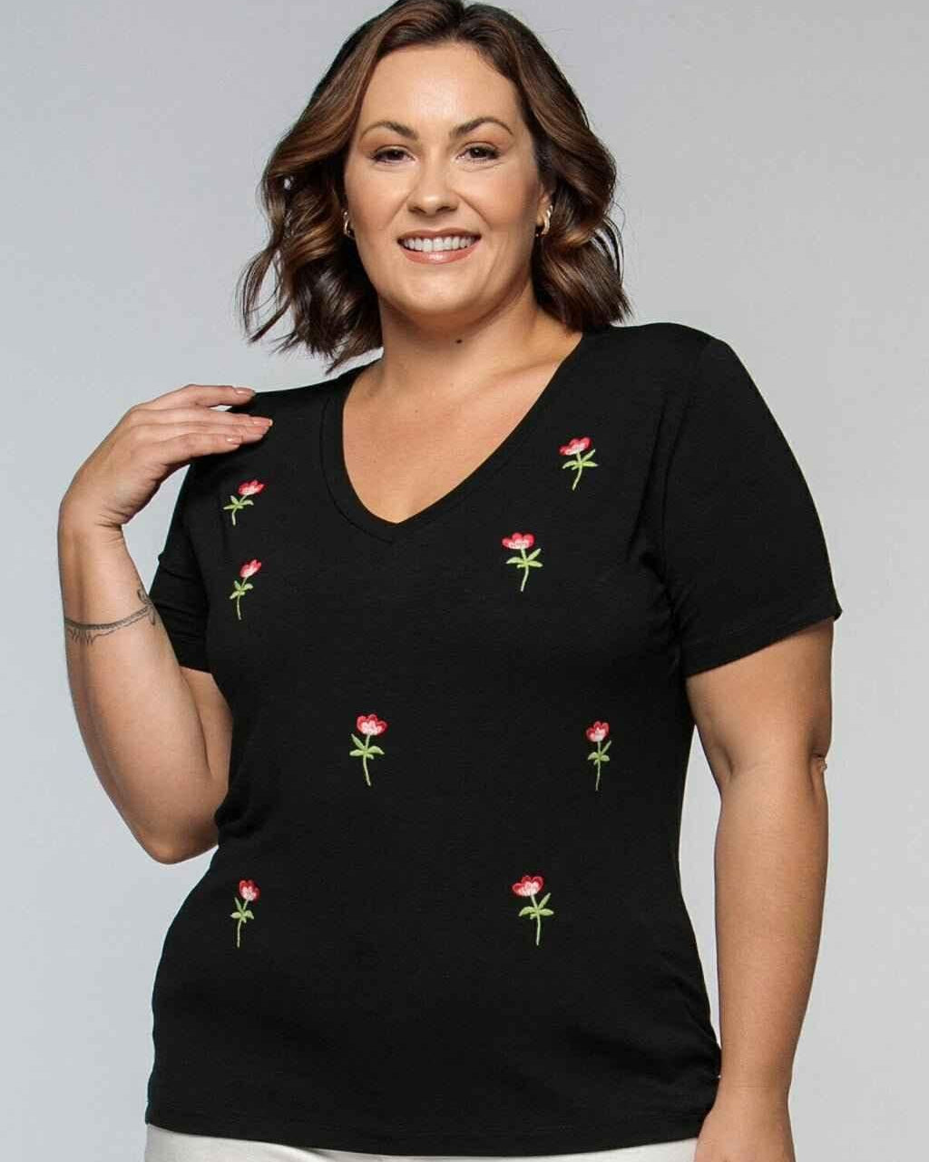 T-shirt Mini Tulipas Bordada
