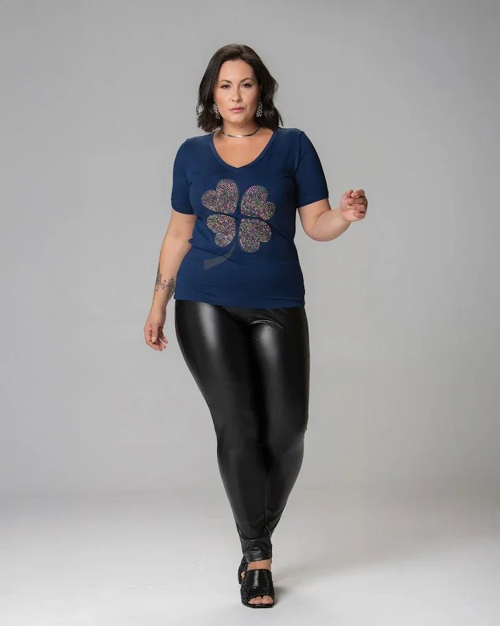 T-Shirt Trevo strass - Divina Garota