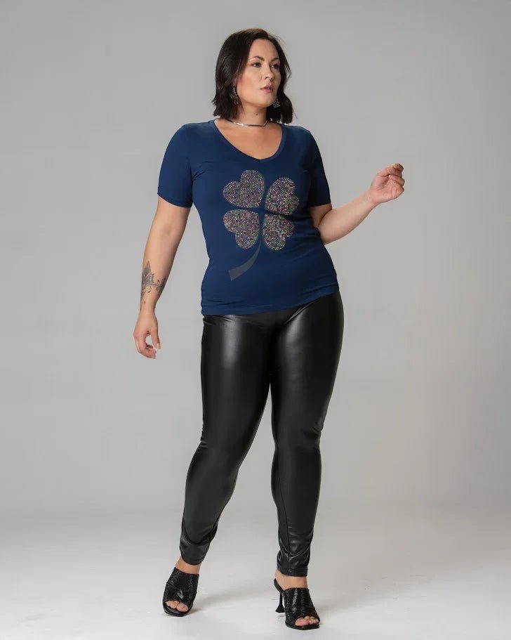 T-Shirt Trevo strass - Divina Garota