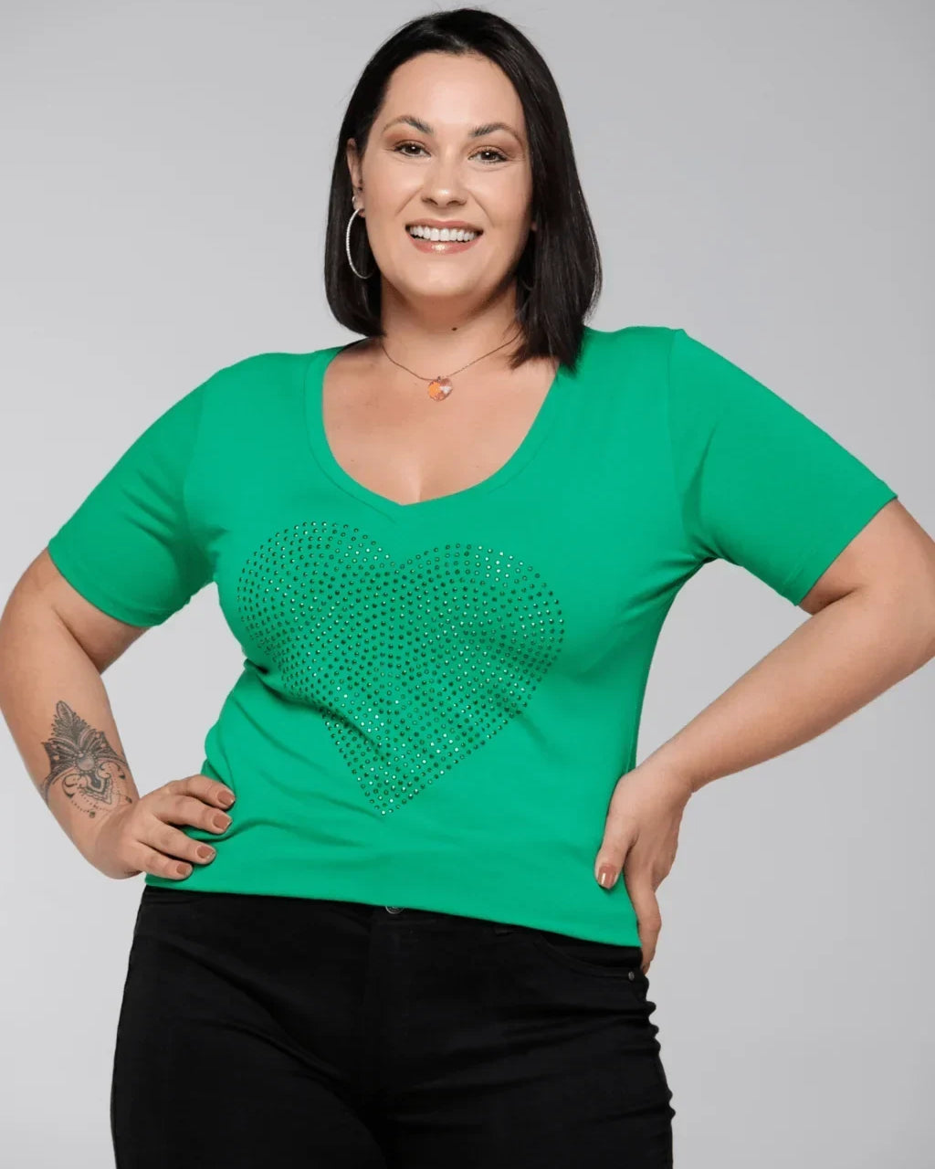 T-shirt Verde Coração - Divina Garota